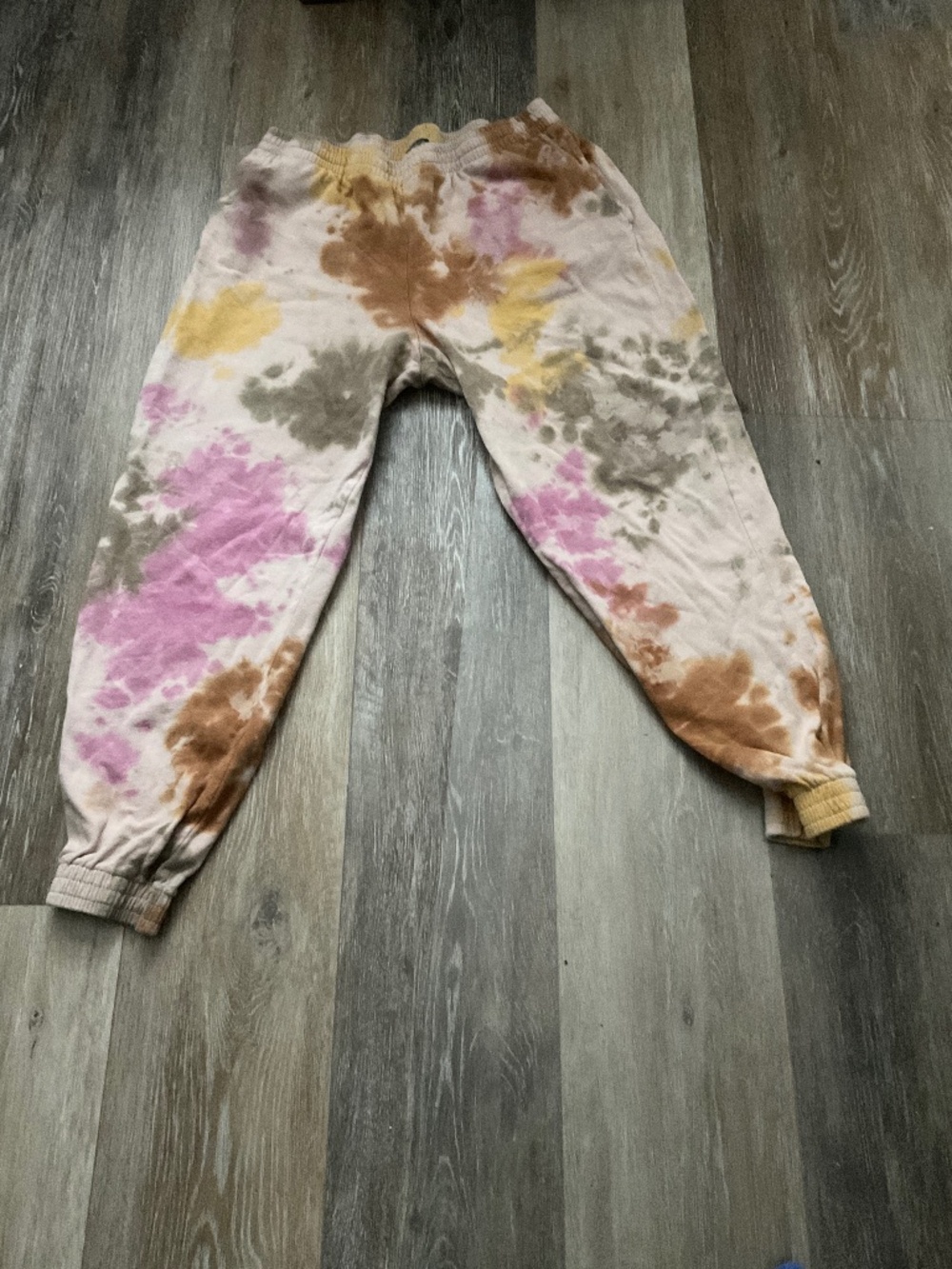 Women tie dyed joggers